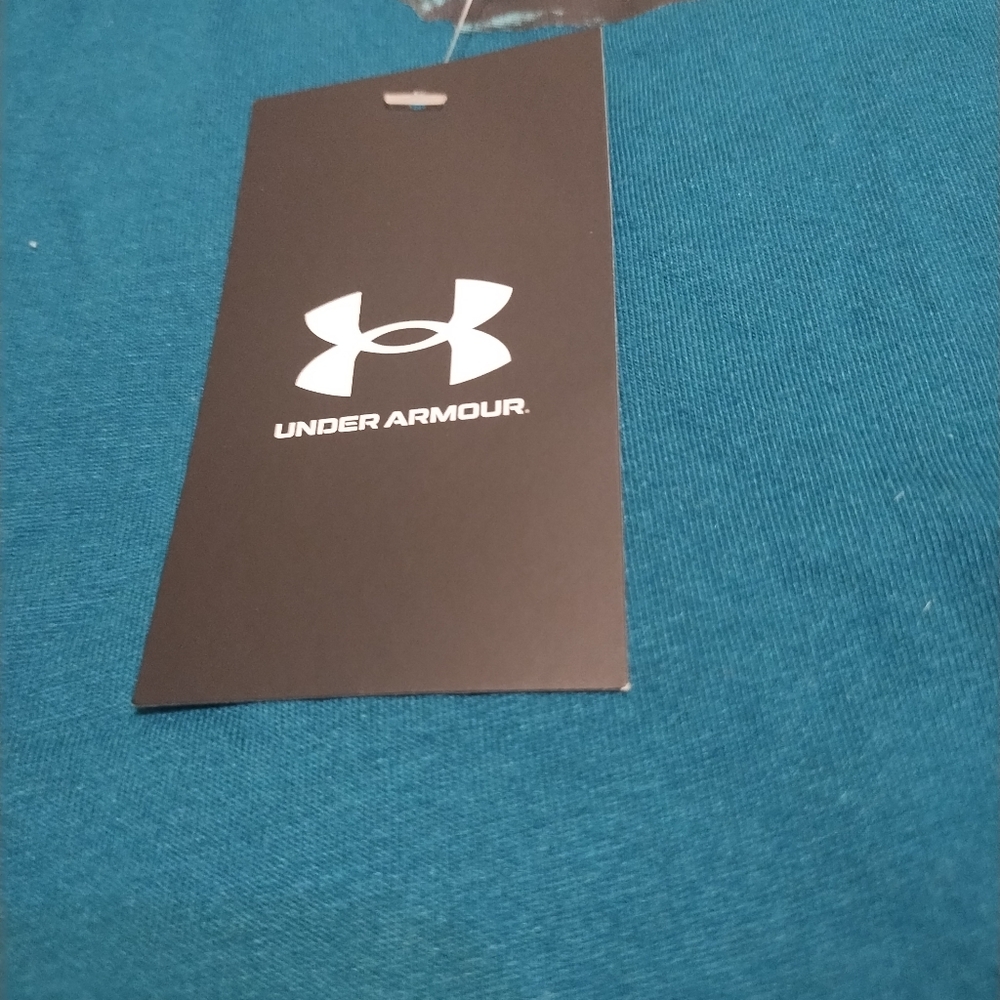 Tshirt - Picture 4 of 7